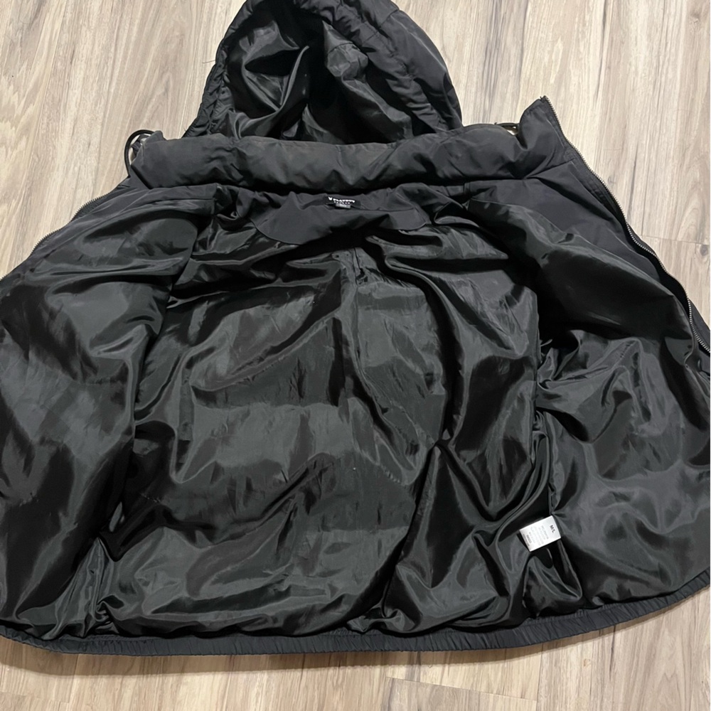 Playboy by Pacsun 2020 Enterprises Black Puffer Jacket - Picture 8 of 8